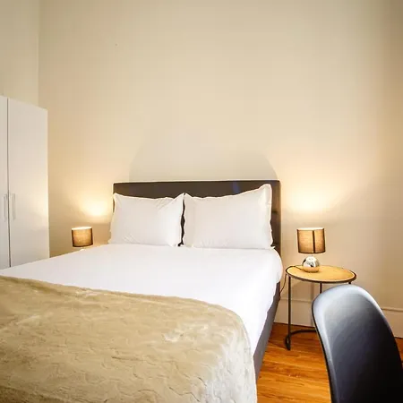 Duque D'avila 公寓 阿威罗